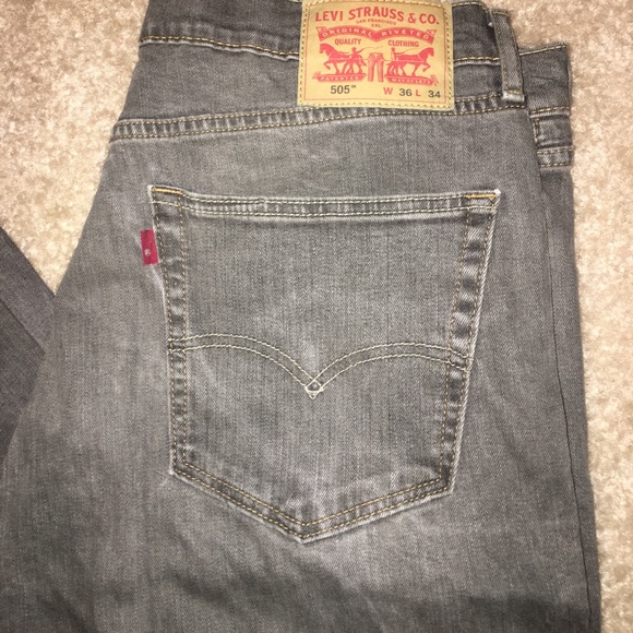 Men’s 36 x 34 Vintage Levi’s - Picture 2 of 7