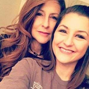 Meet your Posher, Stacy