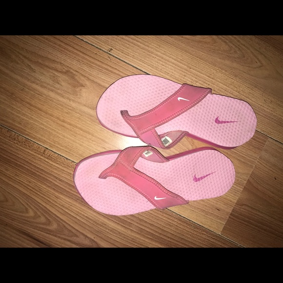Nike Shoes - Pink Nike waterproof flip flops Nike Shoes - Pink Nike waterproof flip flops