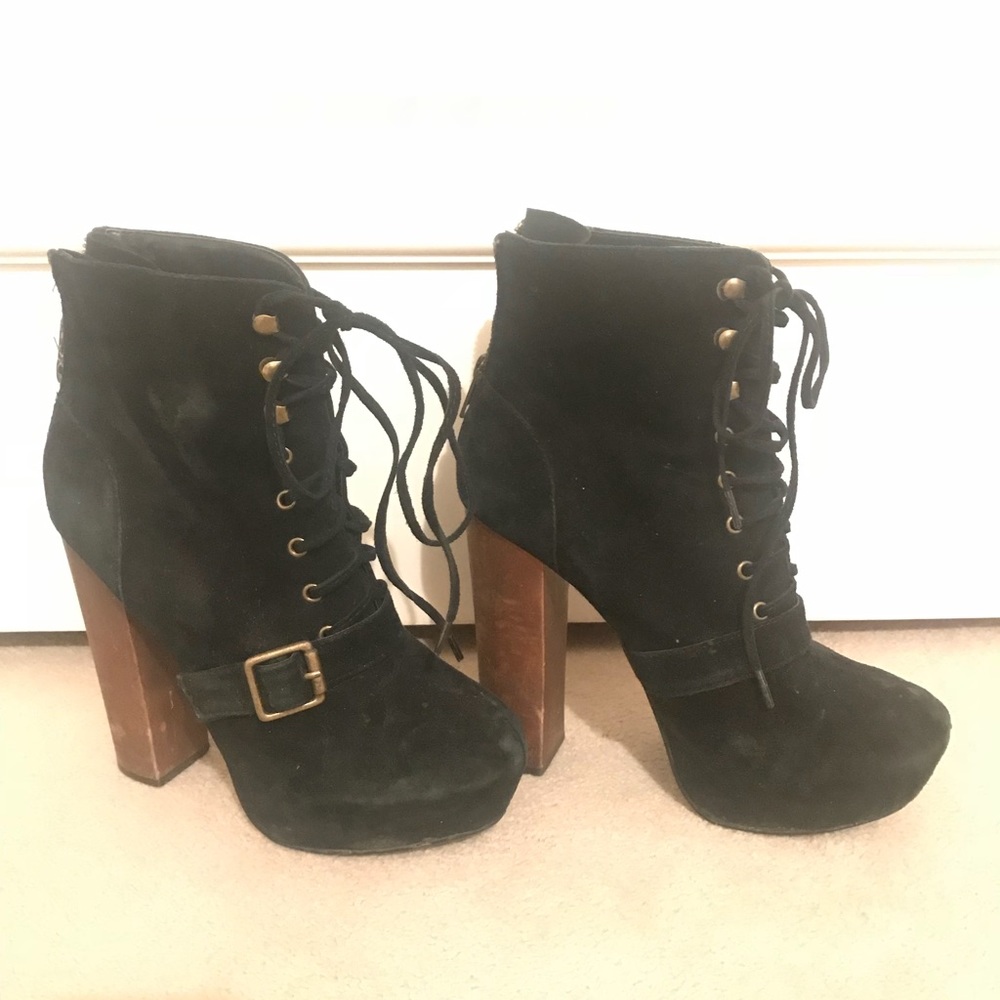Steve Madden booties