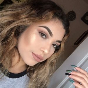 Meet your Posher, Karla