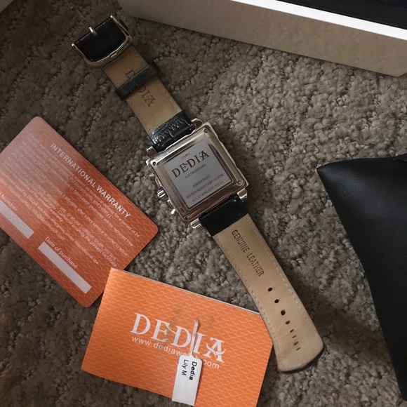 Authentic Dedia watch "LilyMQ" ⌚️ NWT - Picture 3 of 4