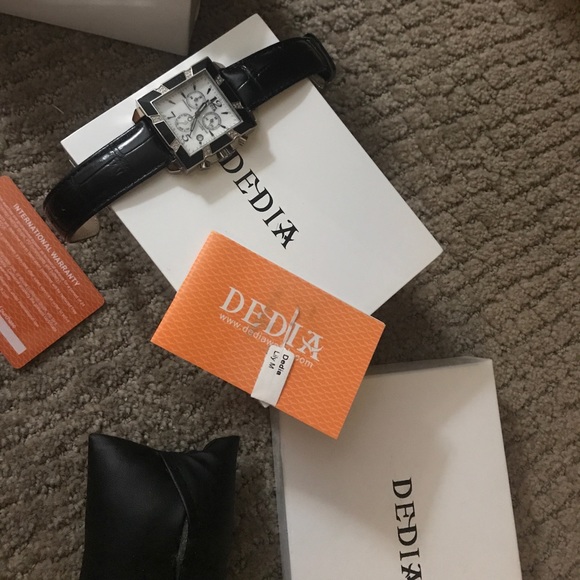 Authentic Dedia watch "LilyMQ" ⌚️ NWT - Picture 4 of 4