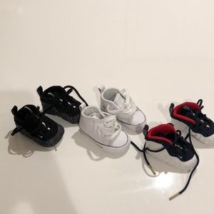 4 pairs of size one infant shoes!!!!