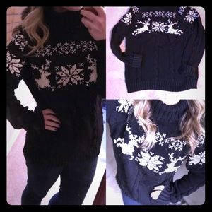 Oversized Holiday (Christmas) sweater. ❤️