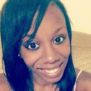 Meet your Posher, Delicia