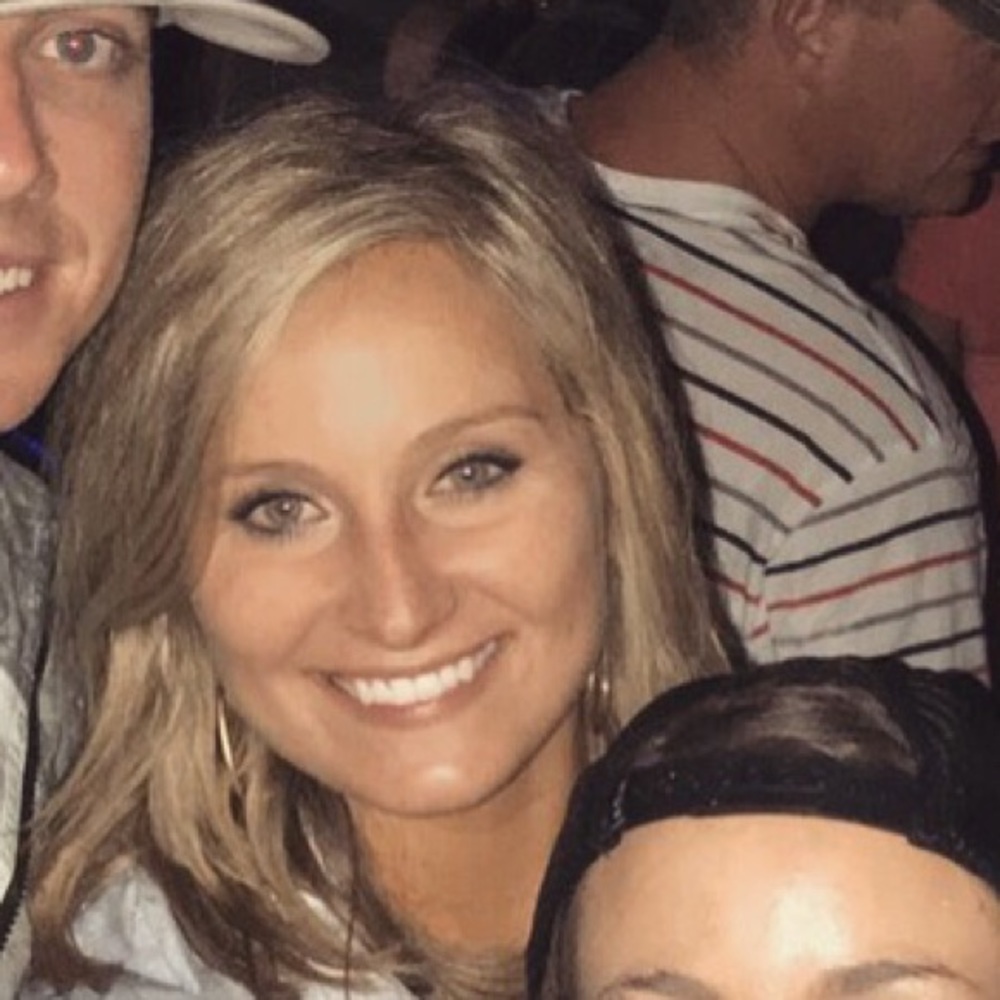 Meet your Posher, Olivia