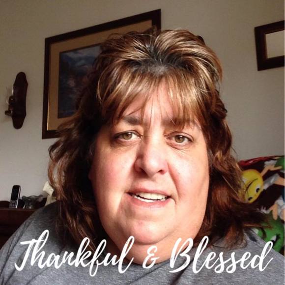 Meet your Posher, Heather - Picture 1 of 1