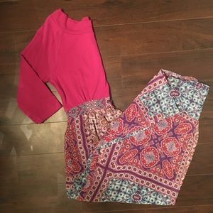 Quarter sleeve maternity maxi dress