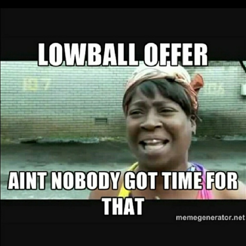 Hello Poshers. PLEASE READ BEFORE OFFER