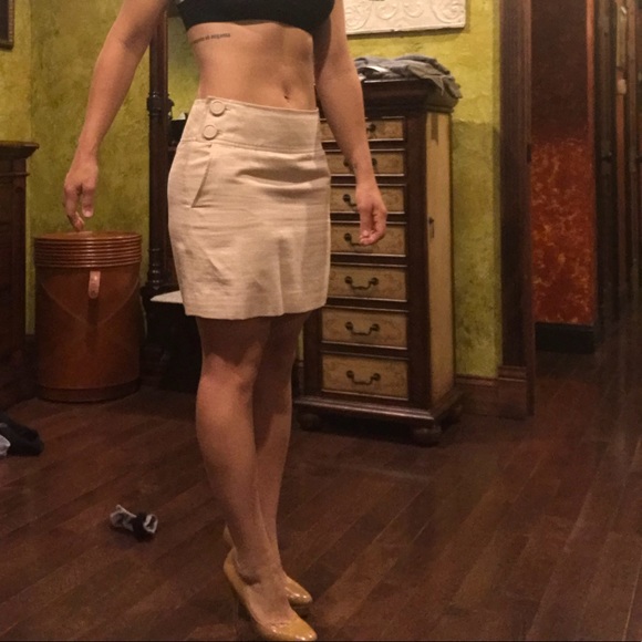 Elegant banana republic mini linen skirt - Picture 2 of 11