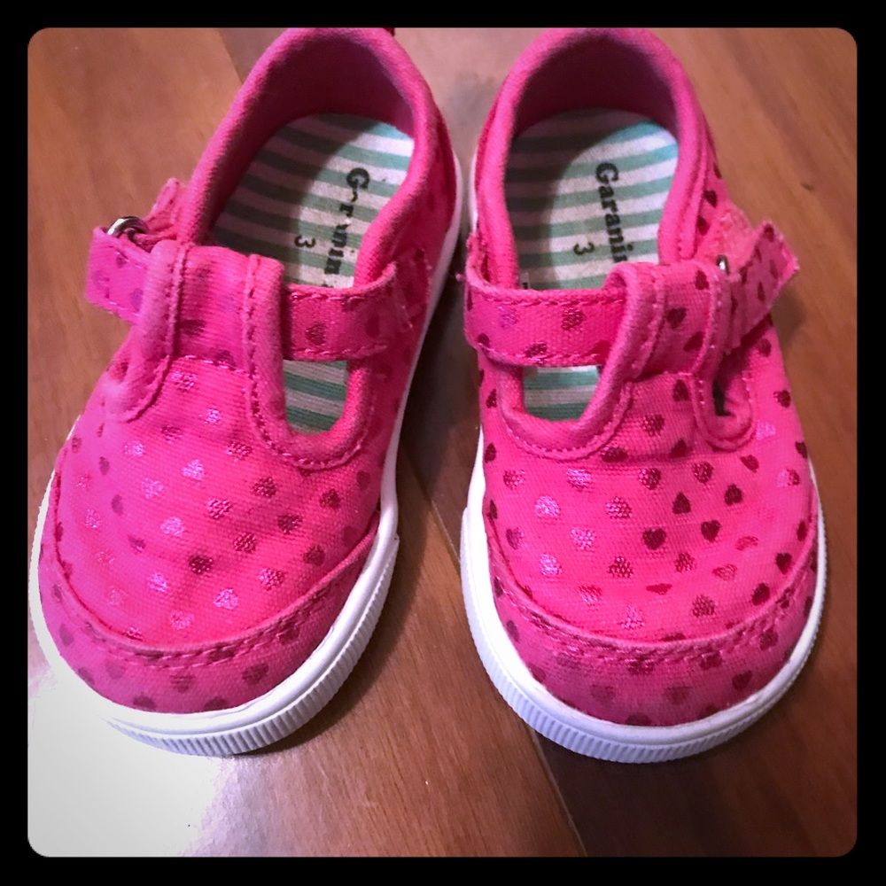 Cute Pink toddler shoes size 3. Great condition