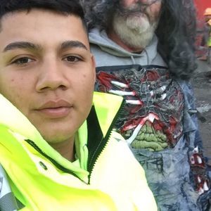 Meet your Posher, Carlos