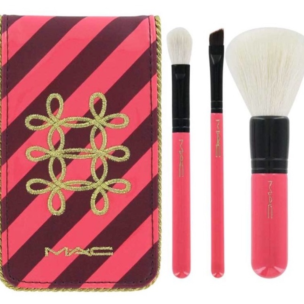 MAC Nutcracker Sweet Essential Brush Kit