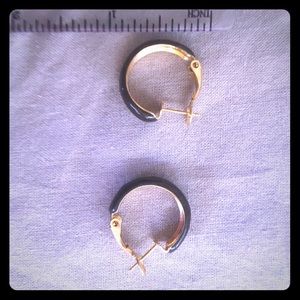 Black/gold earrings