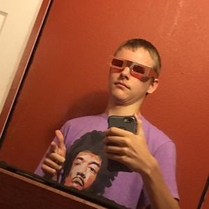 Meet your Posher, Riley