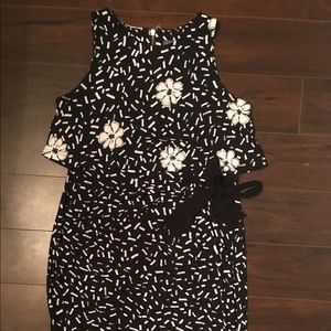 A Pea Maternity dress