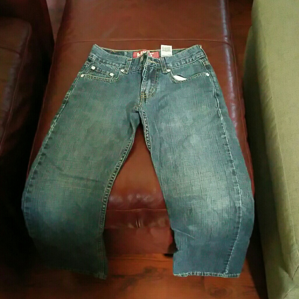 Levis 514 slim straight jeans