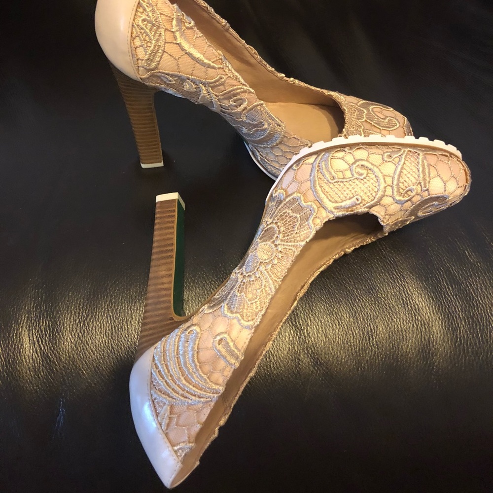 Donald J Pliner heels size 8.5
