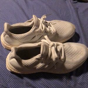 Adidas women’s ultraboost white sz 8.5