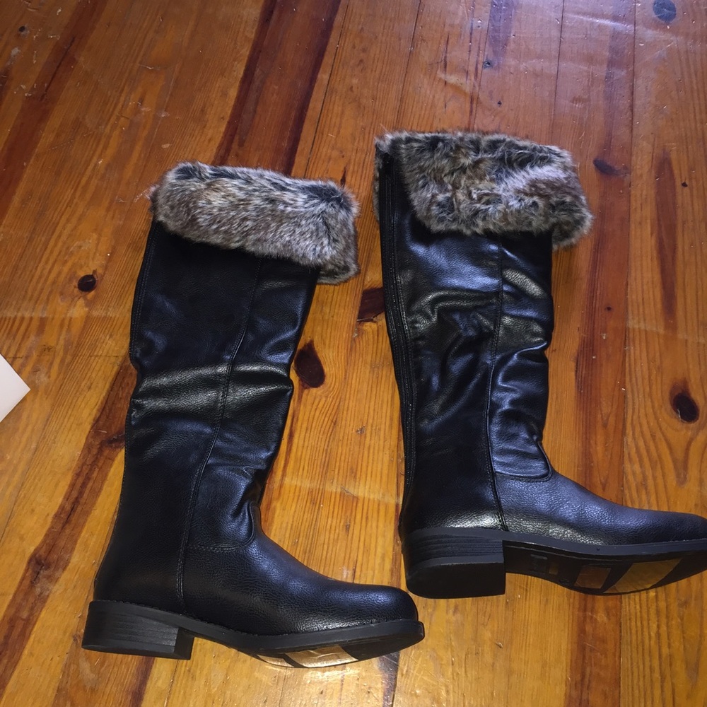 New black boots *ONE DAY SALE*