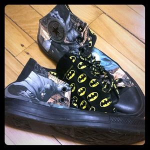 Batman converse