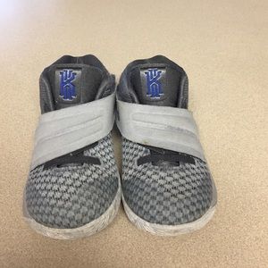 Toddler boys Kyrie 2