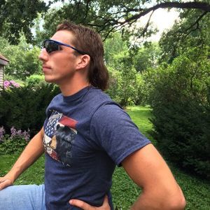 Meet your Posher, Adam