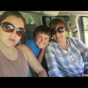 Meet your Posher, Danielle