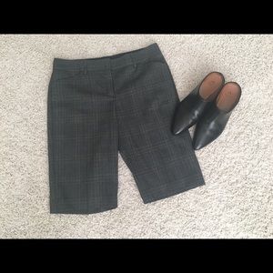 Express Editor Bermuda shorts Size 6