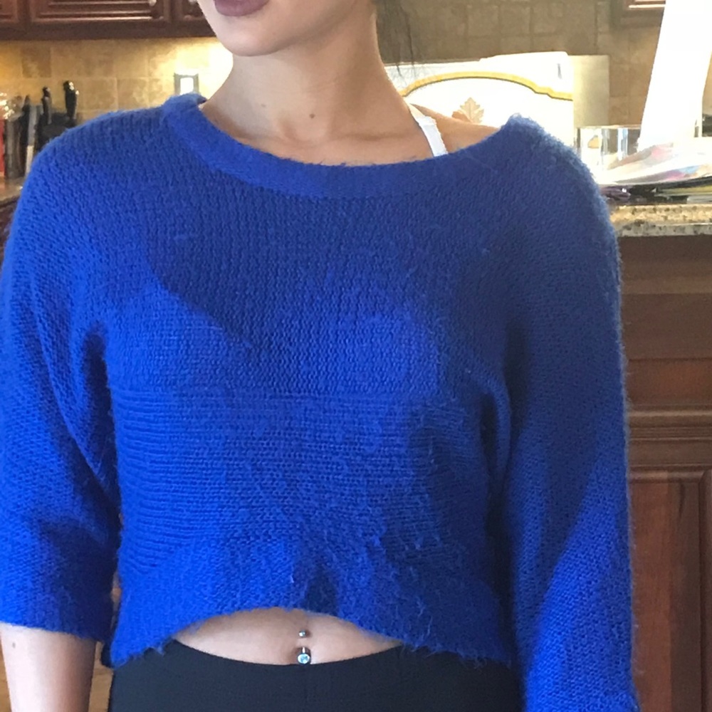 Crop sweater