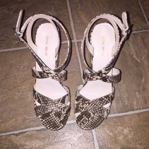 NIB NINE WEST Strappy Platform Sandals Size 8M