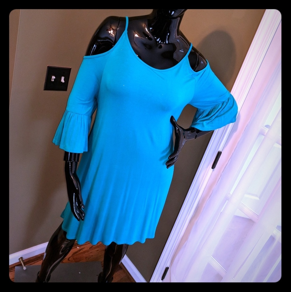 Plus size, turquoise cold shoulder dress