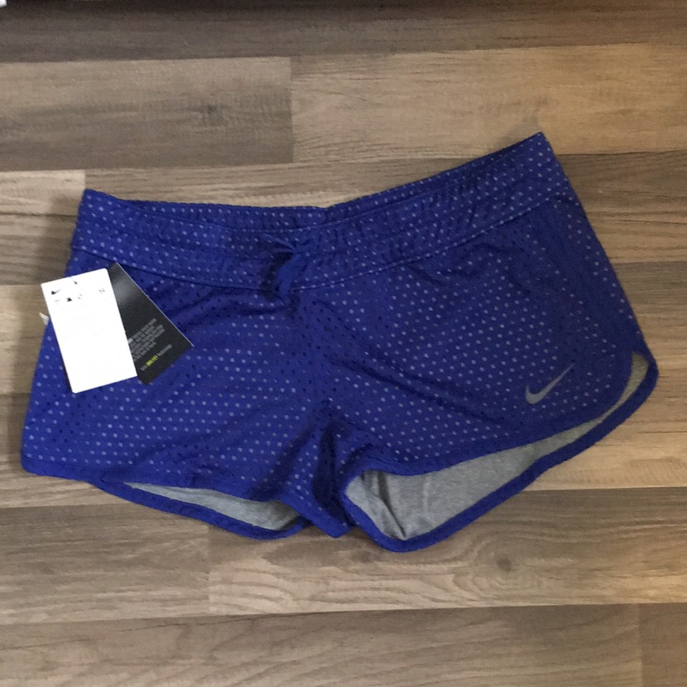 NWT Nike mesh reversible shorts