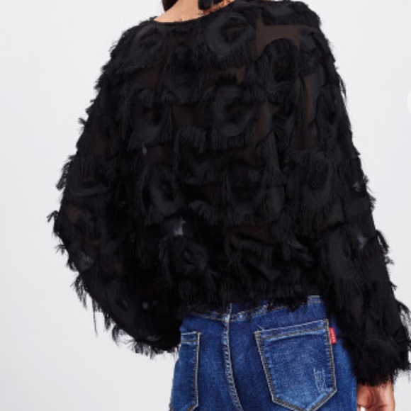 🌚 Peacock Fringe Top - Picture 3 of 3