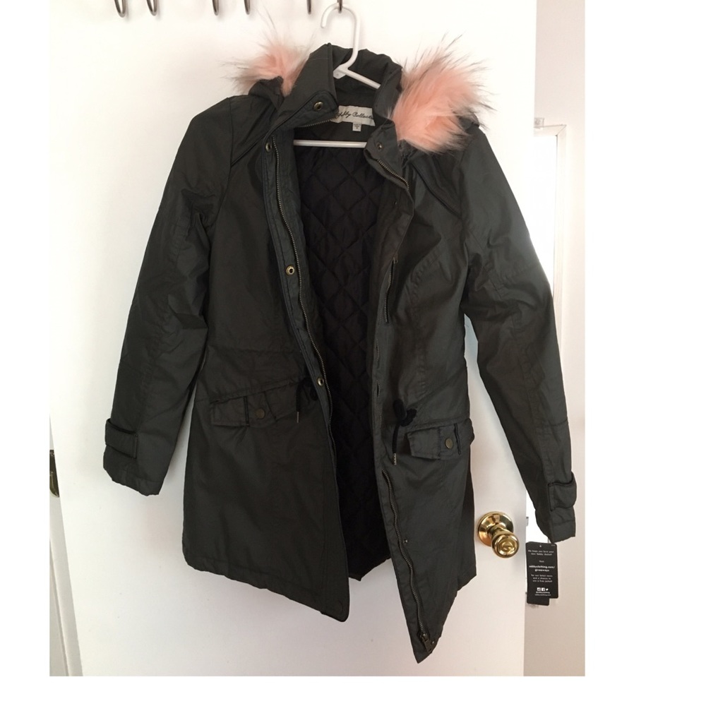 NWT Olive Parka Faux Sur Sz S Jacket