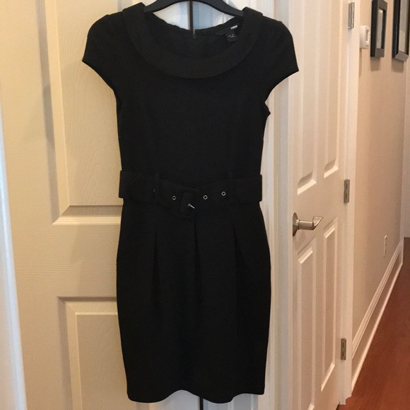 H&M Black dress with pockets and adjustable belt - Picture 2 of 7