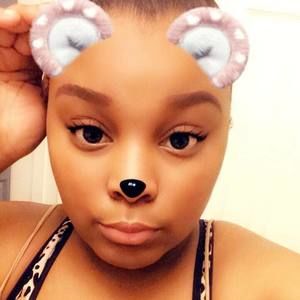 Meet your Posher, Zéa