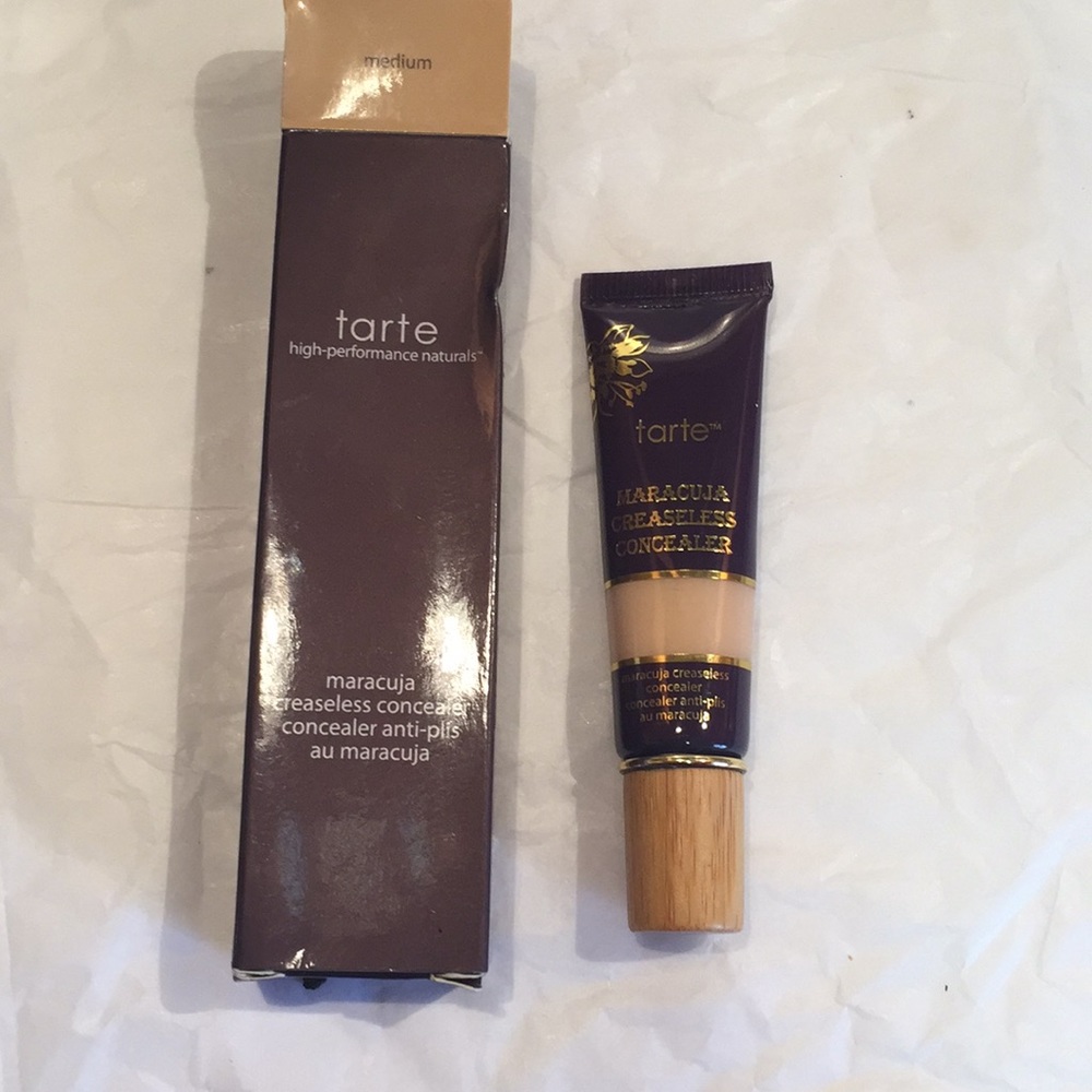 Tarte maracuja creaseless concealer!!
