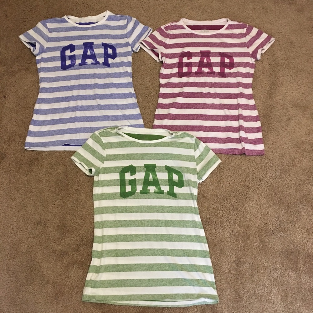 3 GAP T- Shirts!!