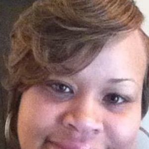 Meet your Posher, Evelyn