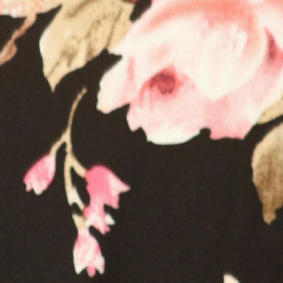 ❣NEW❣Plus Size - Picture 3 of 3