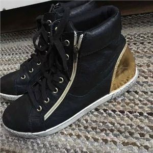 Cenica Shoes by Bongo (FIRST COME FIRST SERVE)