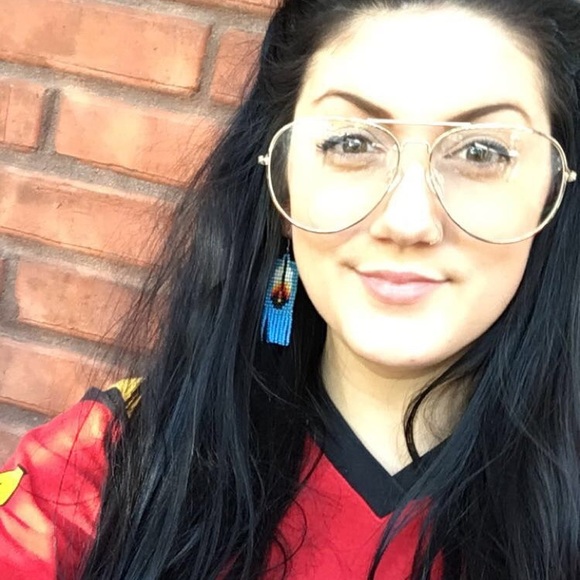 Meet your Posher, Annie - Picture 2 of 4