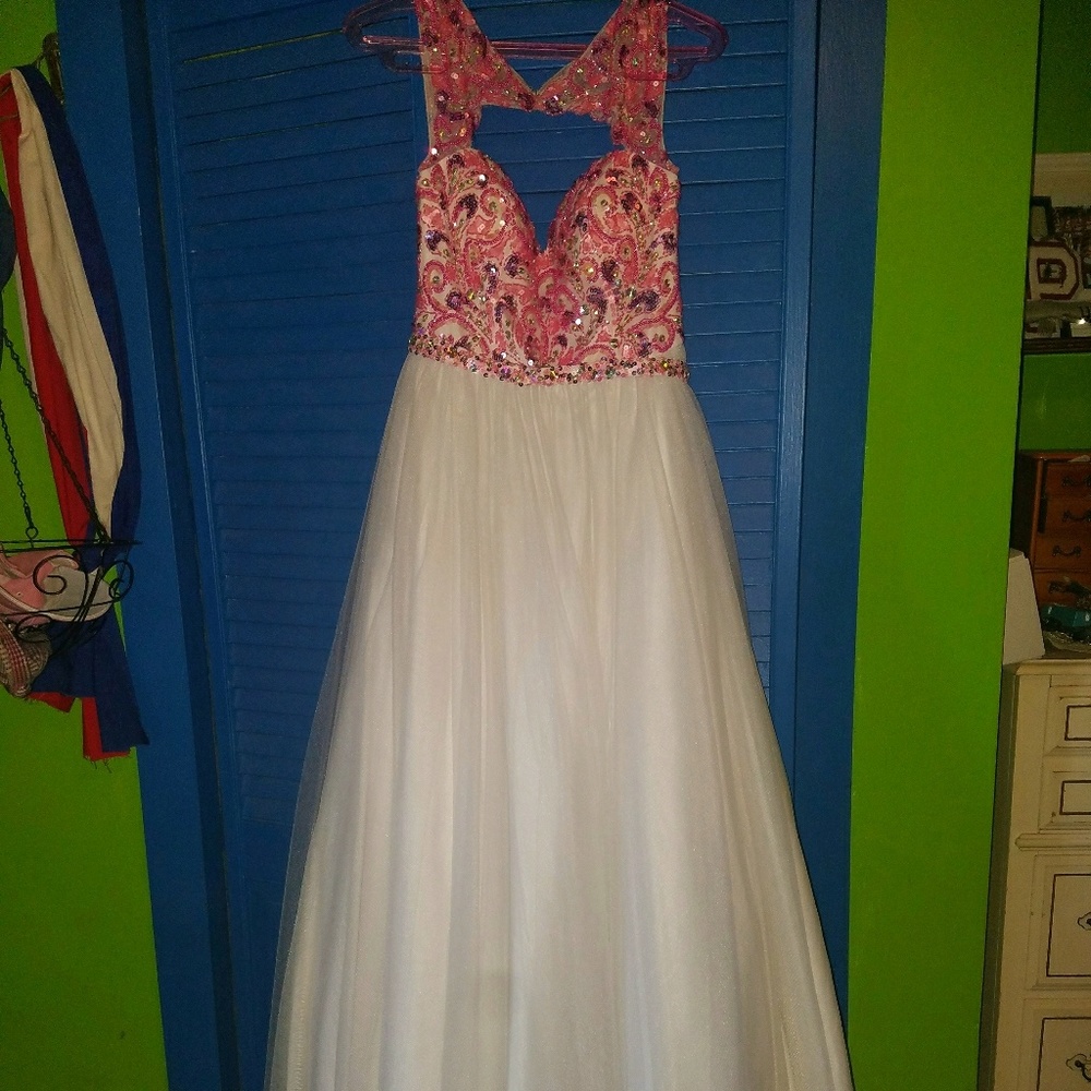 Prom dress