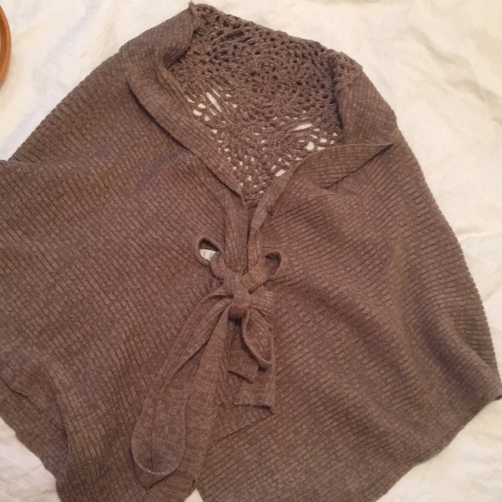 Brown knit cape/poncho