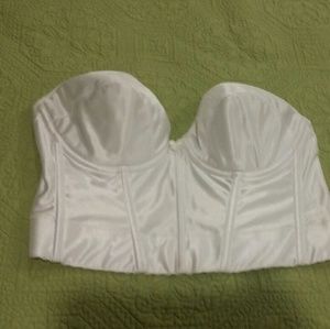 Strapless longline bra