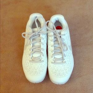 Nike Zoom Cage 2 Tennis Shoes