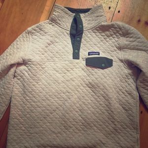 Woman’s Quilted Patagonia Pullover