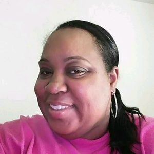 Meet your Posher, Rosalyn